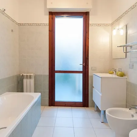 Apartment Black Star *