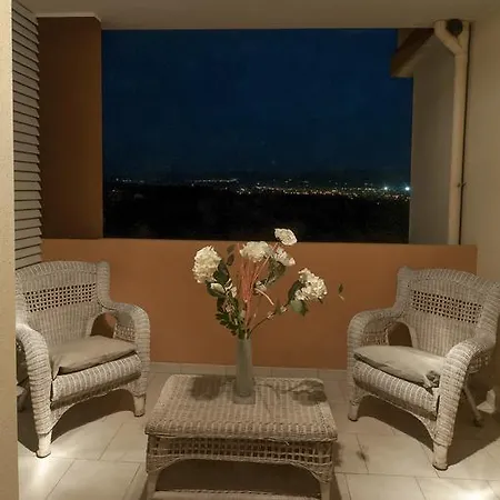 Black Star アパート Sestu