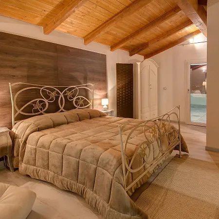 Apartment Black Star