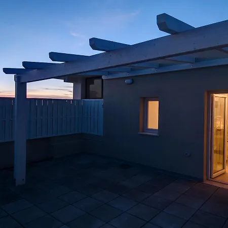 アパート Black Star